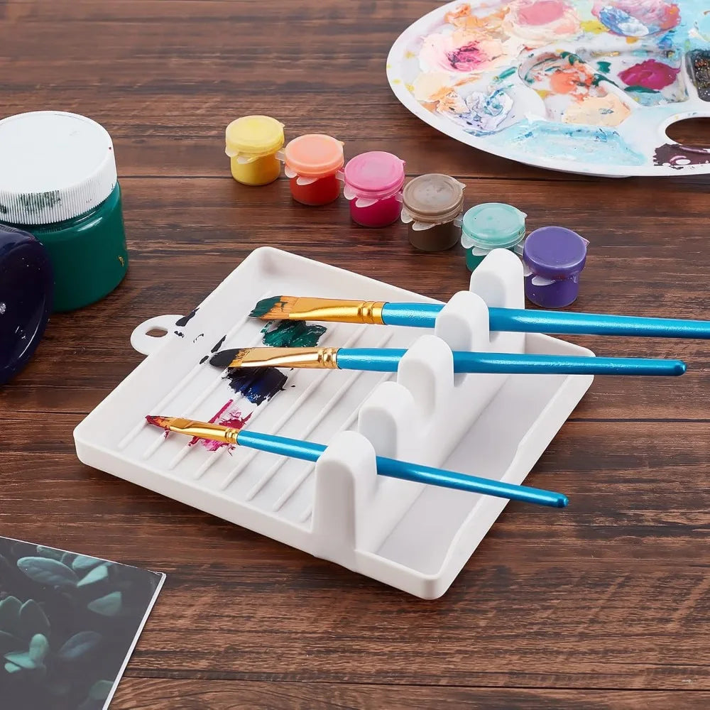 Praktischer Pinselhalter mit Abtropfschale