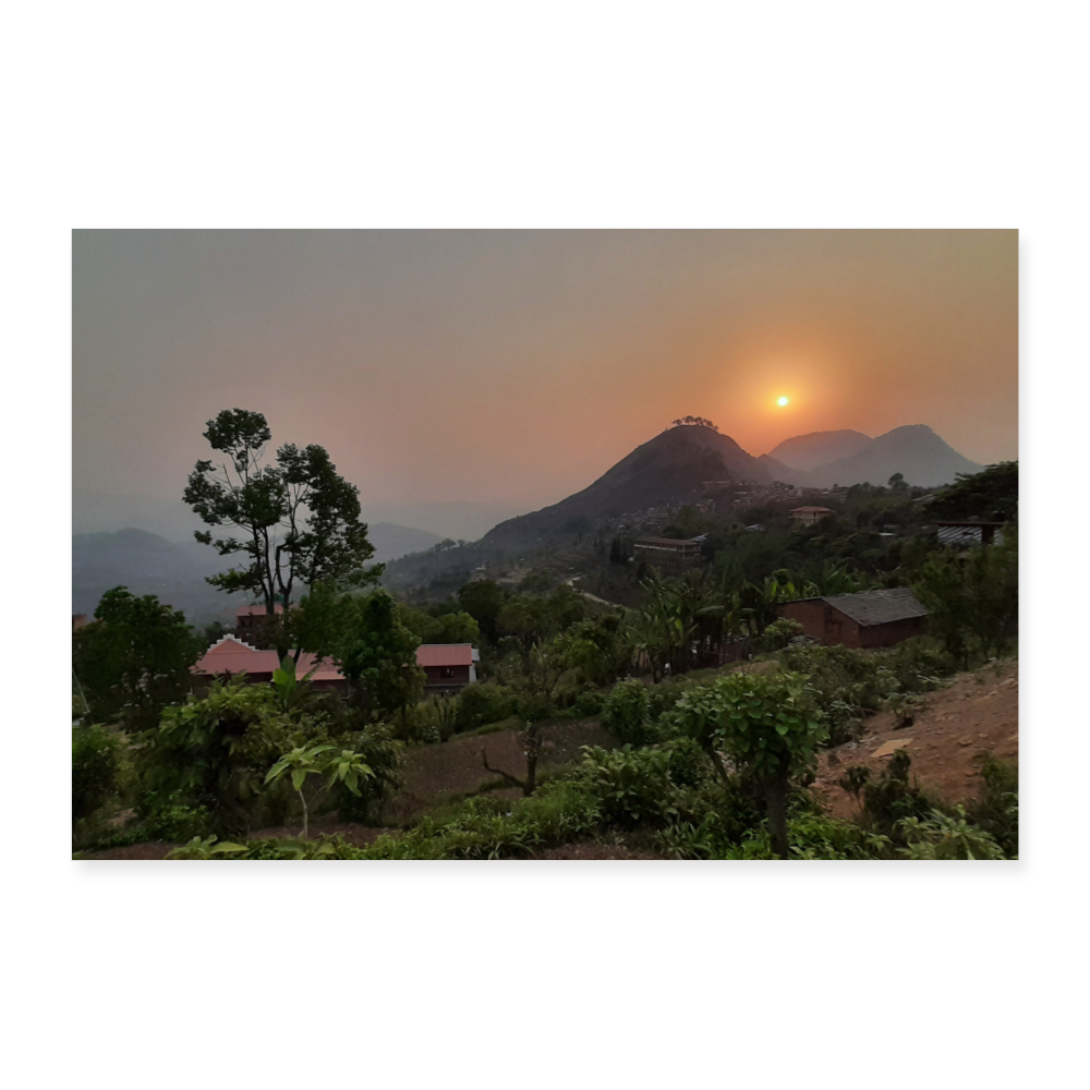Sonnenuntergang in Nepal - Weiß